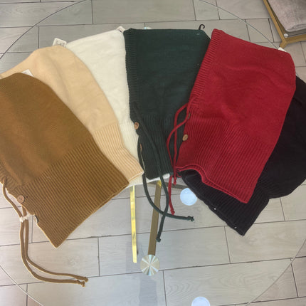 BALACLAVA CON BOTTONE